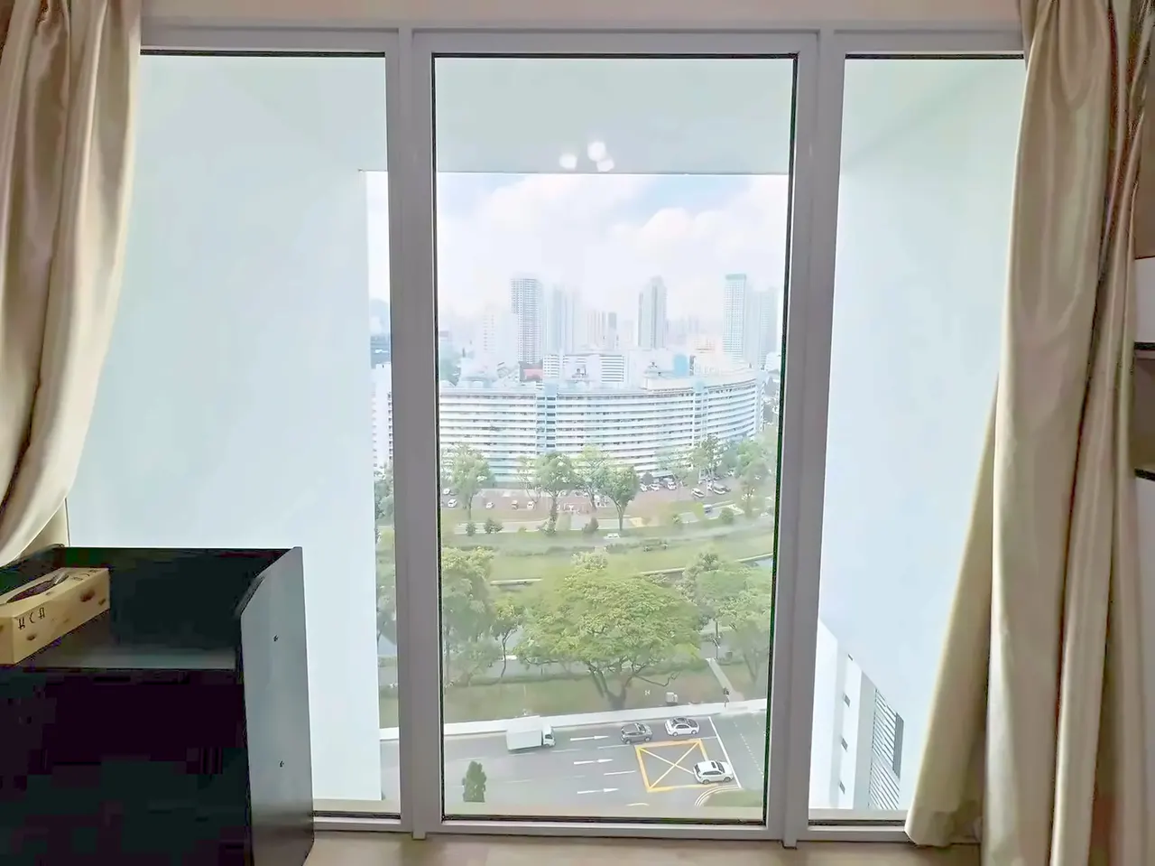 Eight Riversuites · 普通房（17 楼） · 阁楼